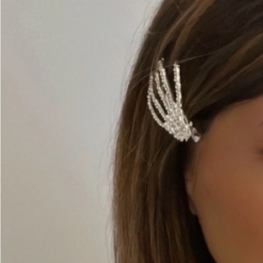 Rhinestone Skeleton Hand Halloween Hair Clips Set